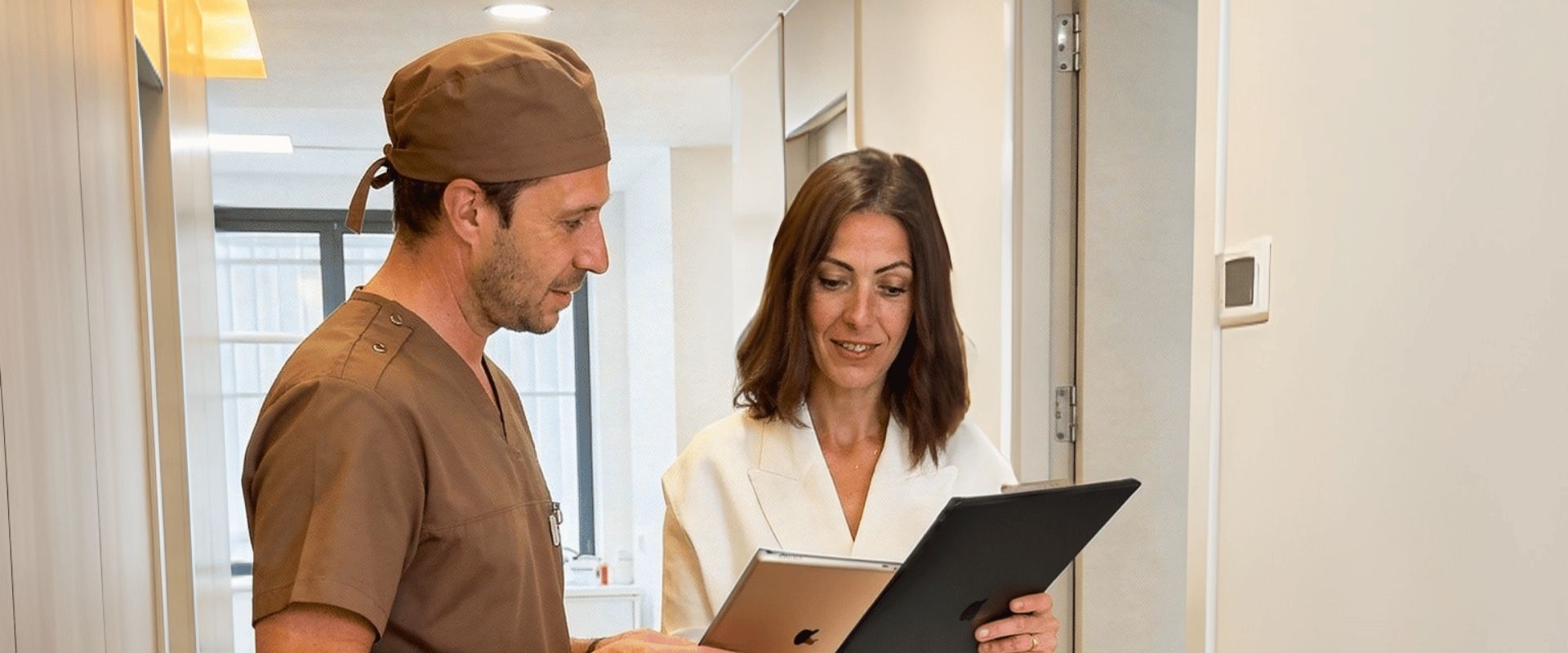 Especialista en salud oral integrativa basada en PNIE (Psiconeuroinmunoendocrinología) en Barcelona (consulta en Reus) y online. Atiendo a pacientes de toda España y resto de países hispanohablantes.